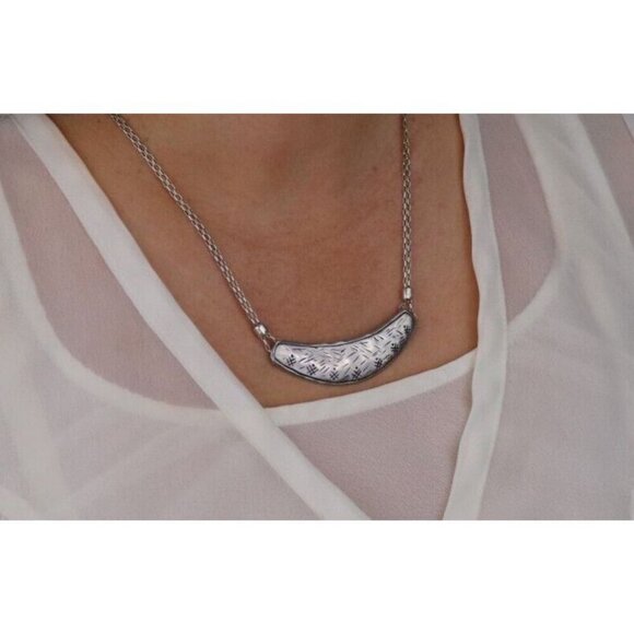Sterling Silver Etched Lunar Necklace 18" to 20" Silpada - Picture 2 of 8